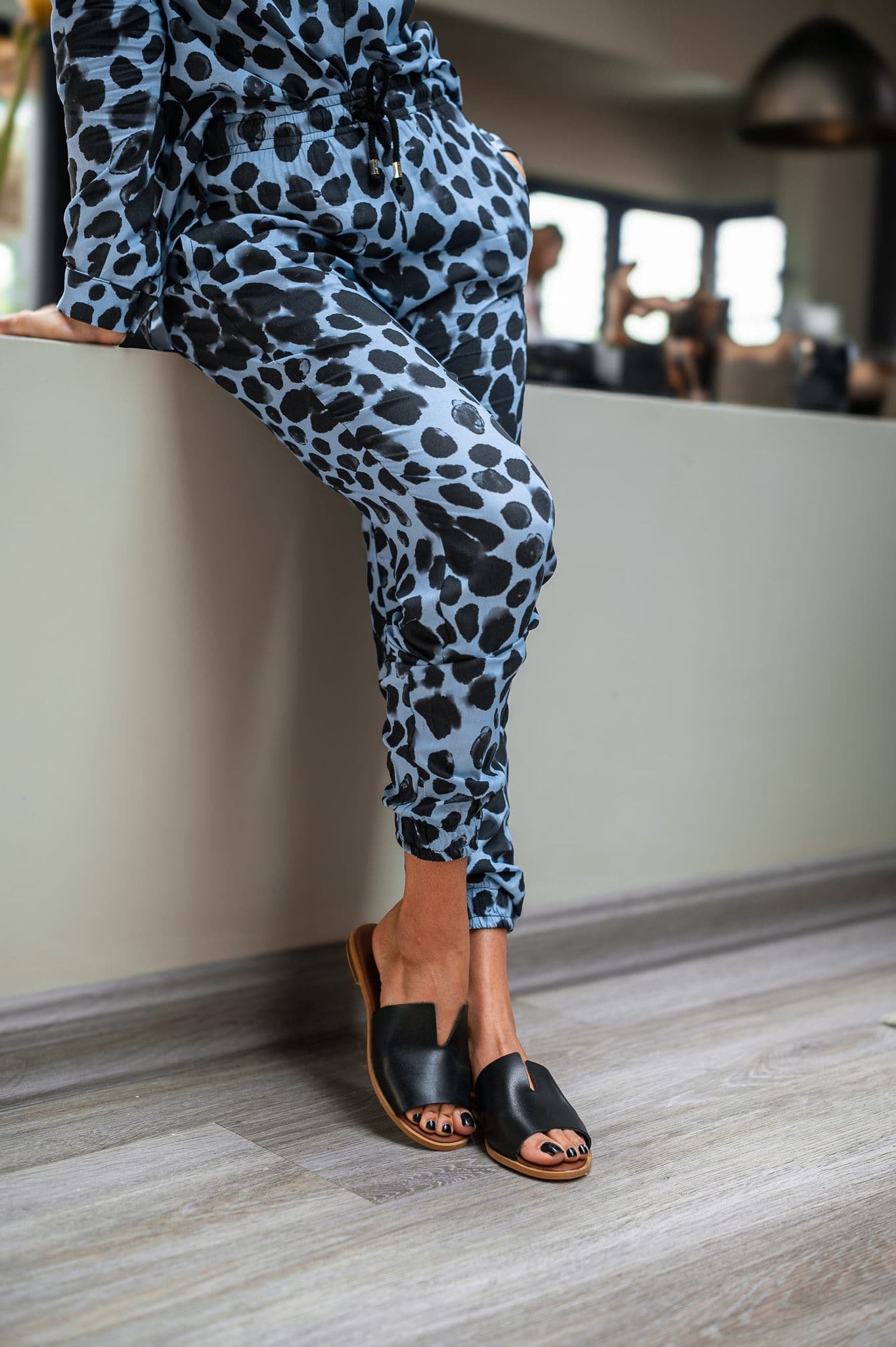 Iwant | Isla Pants | Storm Smudge - Image 2