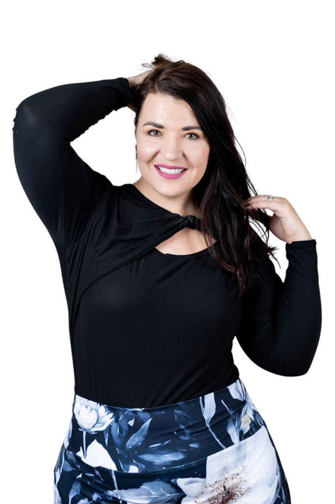 Loka | Michelle Top | Black