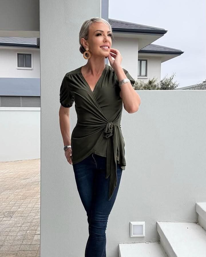 Loka | Danny Top | Olive - Image 3