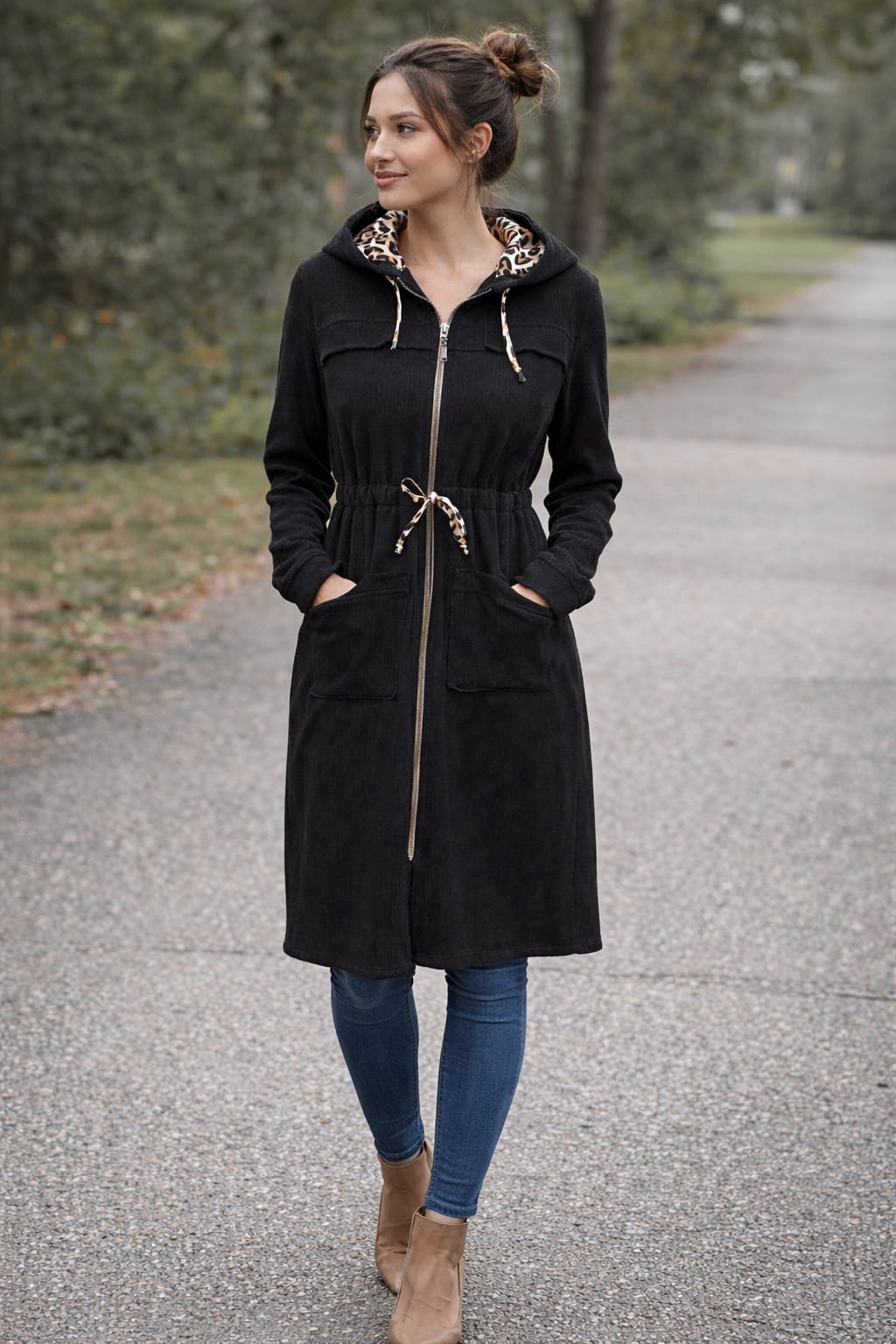 Iwant | Amira Coat | Knitted Black