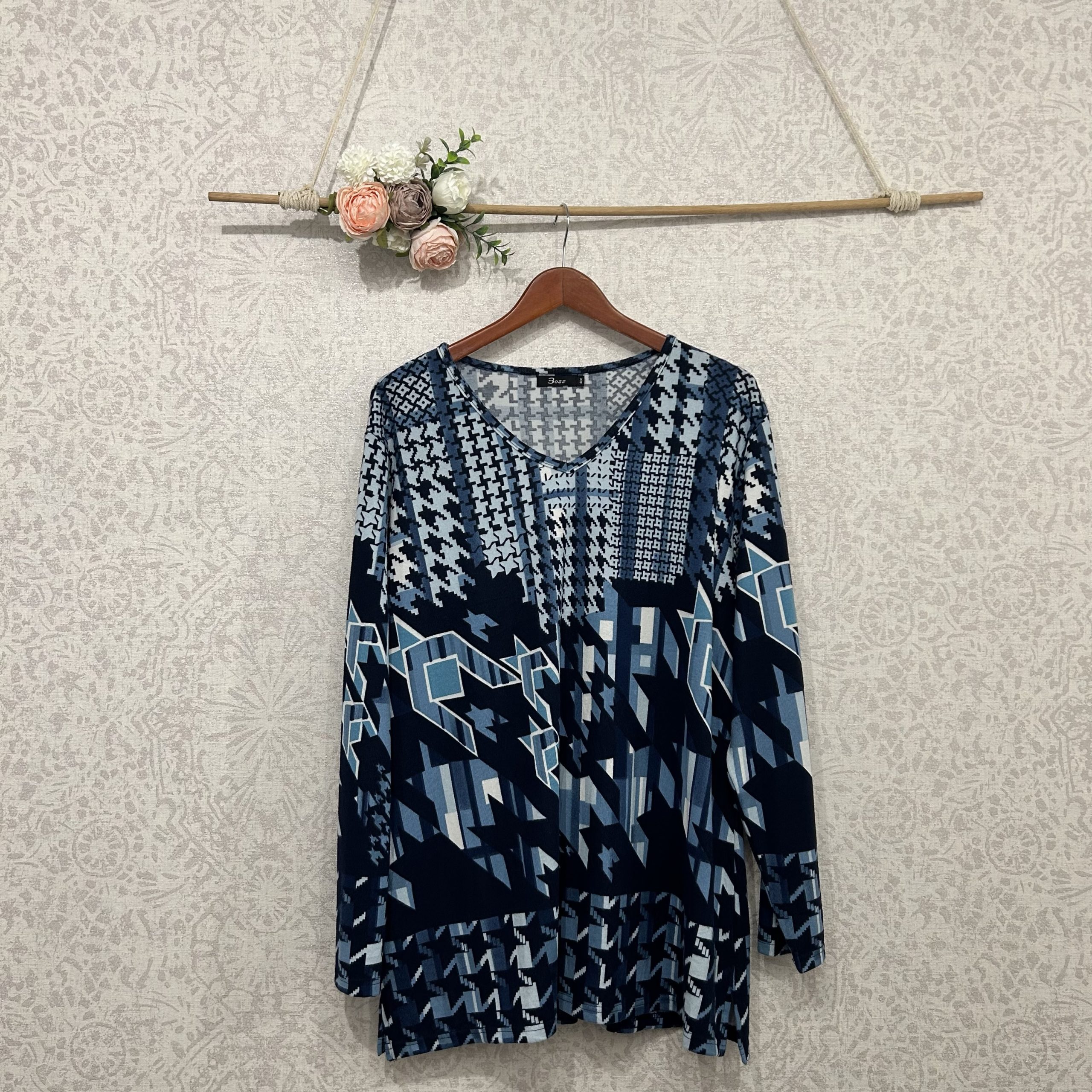 Blue Geometric Print Knit Top